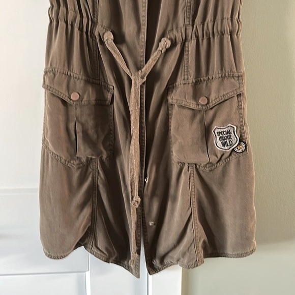 cream Utility Style Vest / Dress - Picture 6 of 15